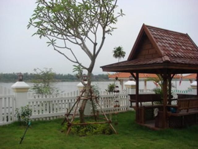 Keerawan House Rim Khong Hotel Ban Wat Luang Exterior photo